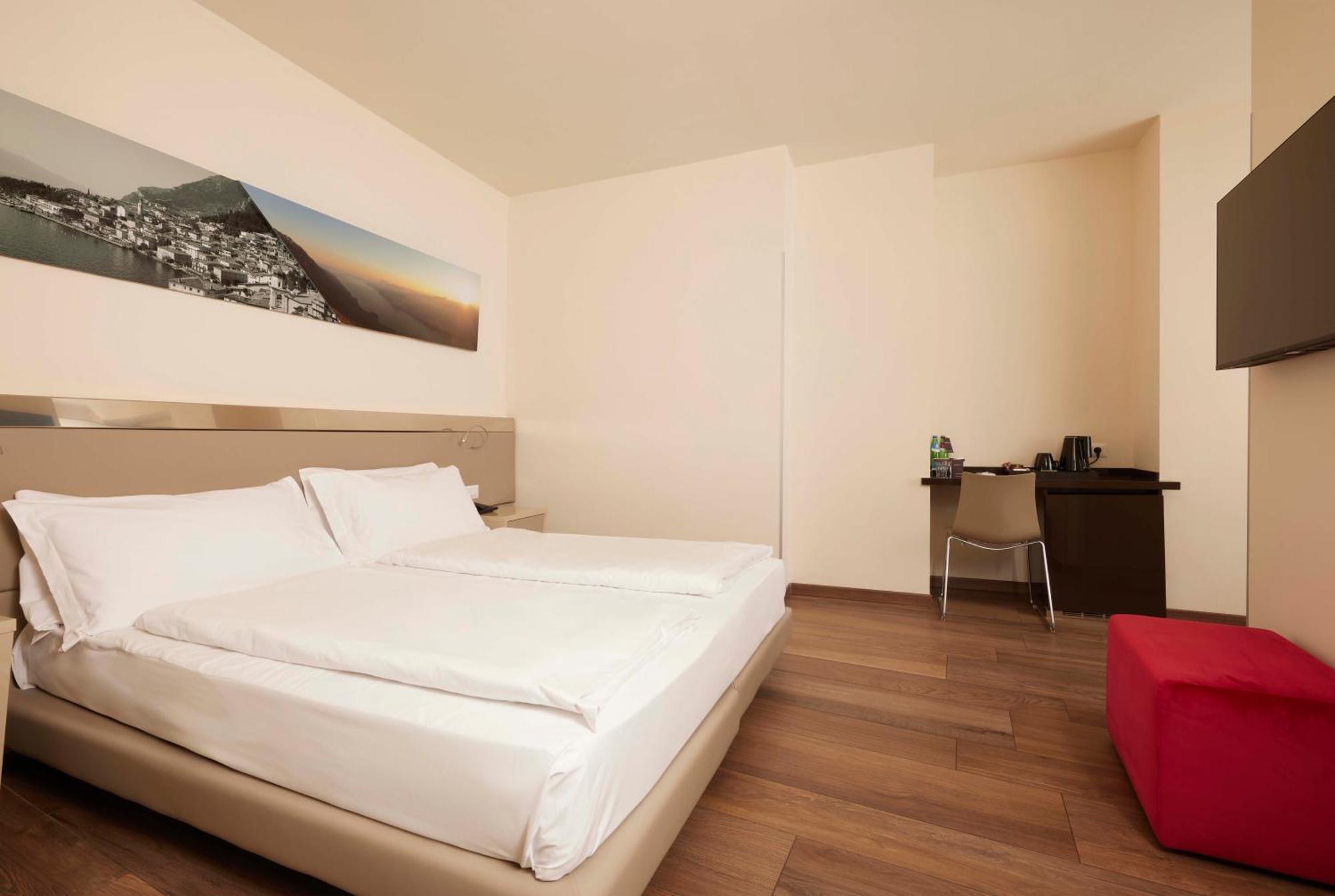 Hotel Atilius - Adults Only Limone sul Garda Szoba fotó