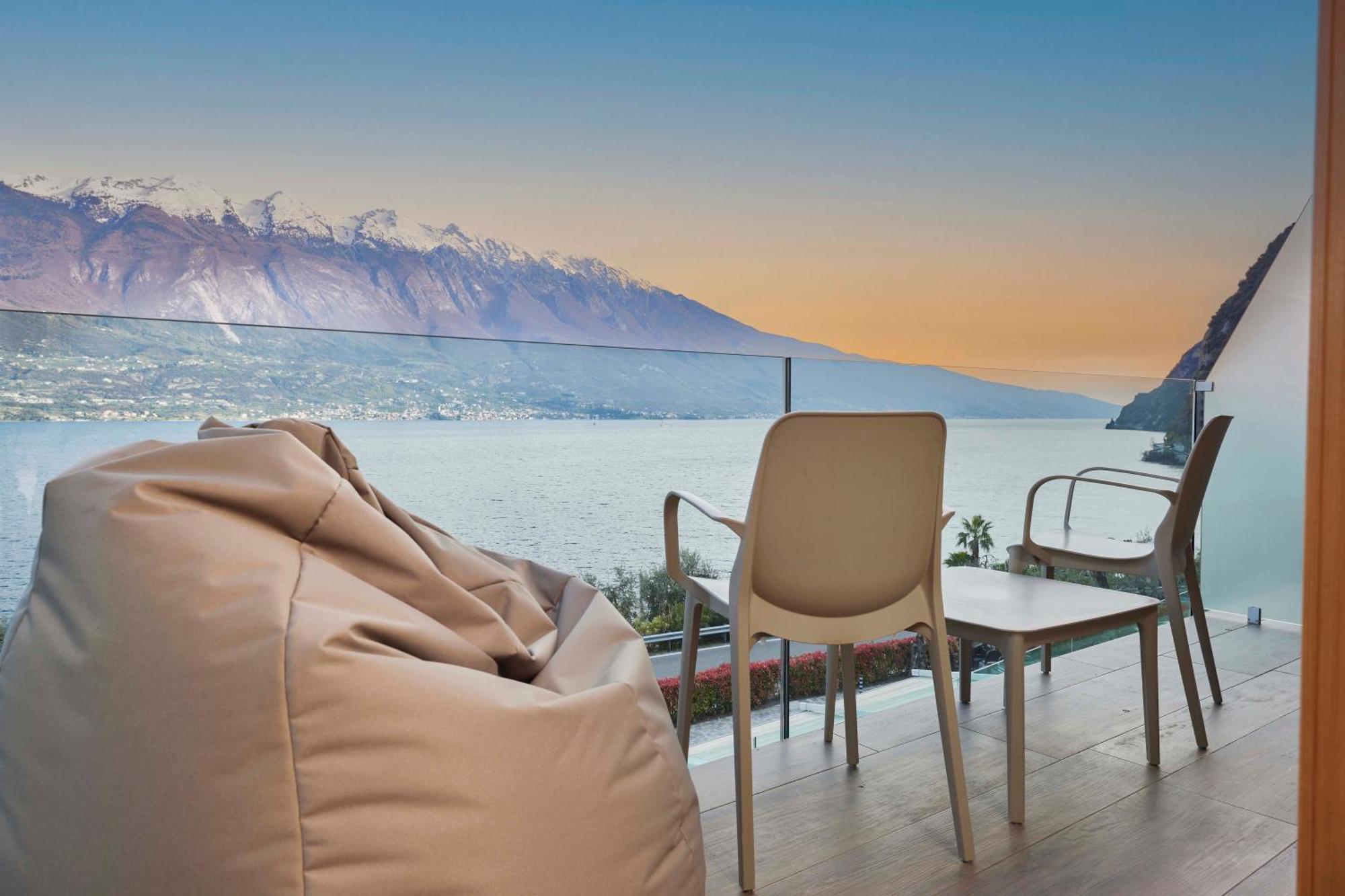 Hotel Atilius - Adults Only Limone sul Garda Szoba fotó